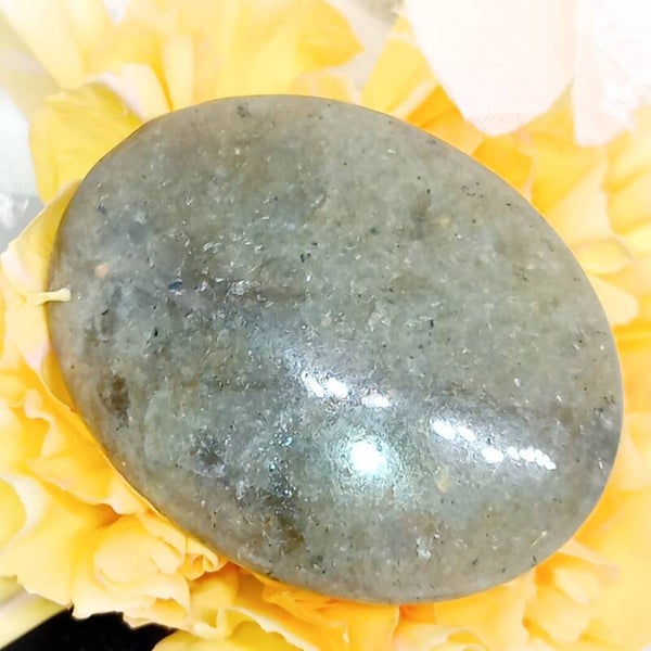 Galet Anti-stress Labradorite 45mm Pièce unique