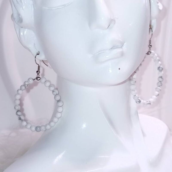 Boucles d'oreilles perles blanches & grises  Acier Inoxydable Hypoallergenique