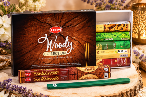 Coffret HEM Woody Collection de 6 encens assortis avec porte encens