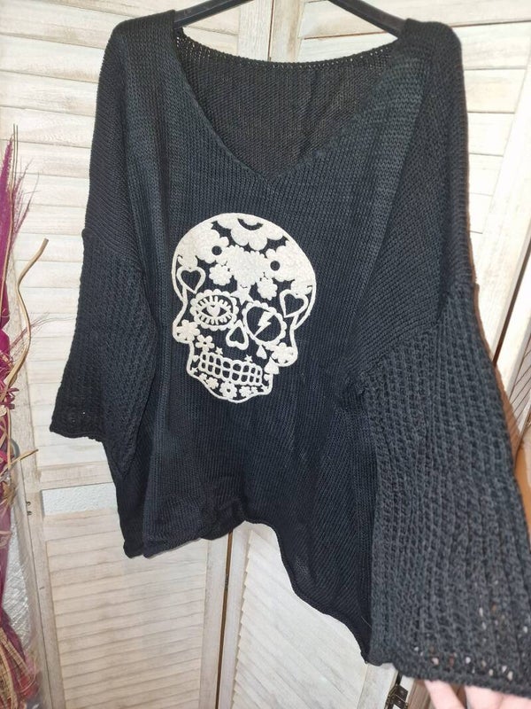 Strickpullover mit Skull