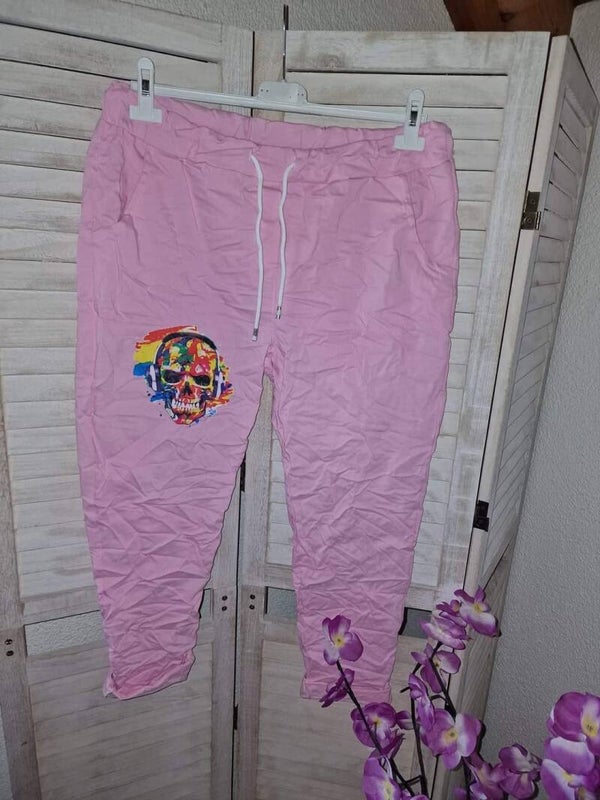 Joggpant Hosen mit Skull Foliendruck