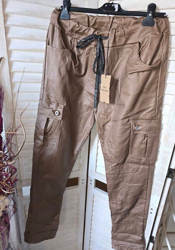 Joggpant Hose  Cargostyle in  Lederimitatoptik