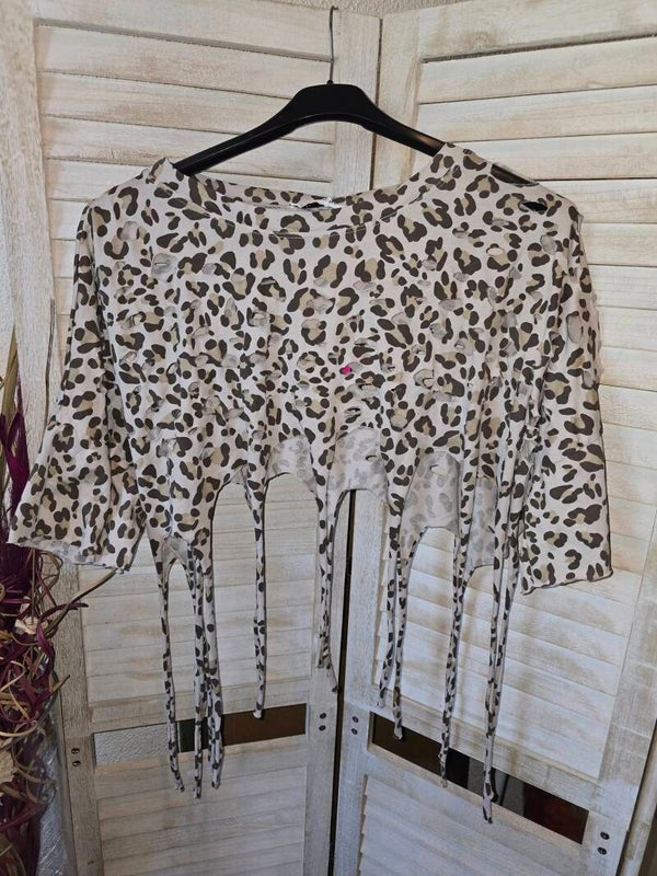 Loch Shirt kurzarm mit Fransen