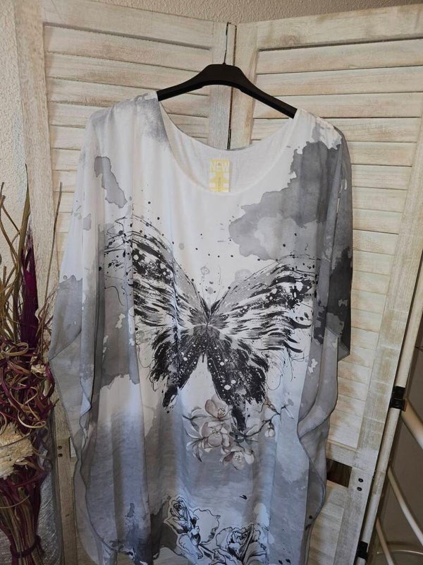 Flatterbluse mit eingenähten Top Motiv Schmetterling