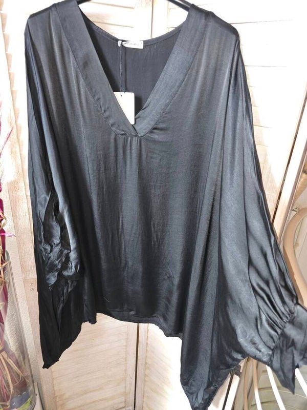 Curvy Satin Bluse
