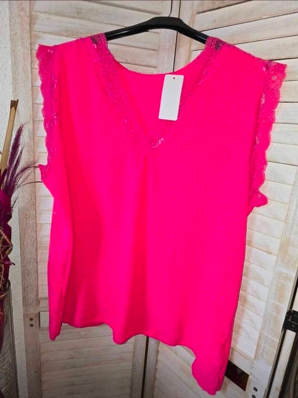 Bling Bling Strass Top mit Spitze am Auschnitt