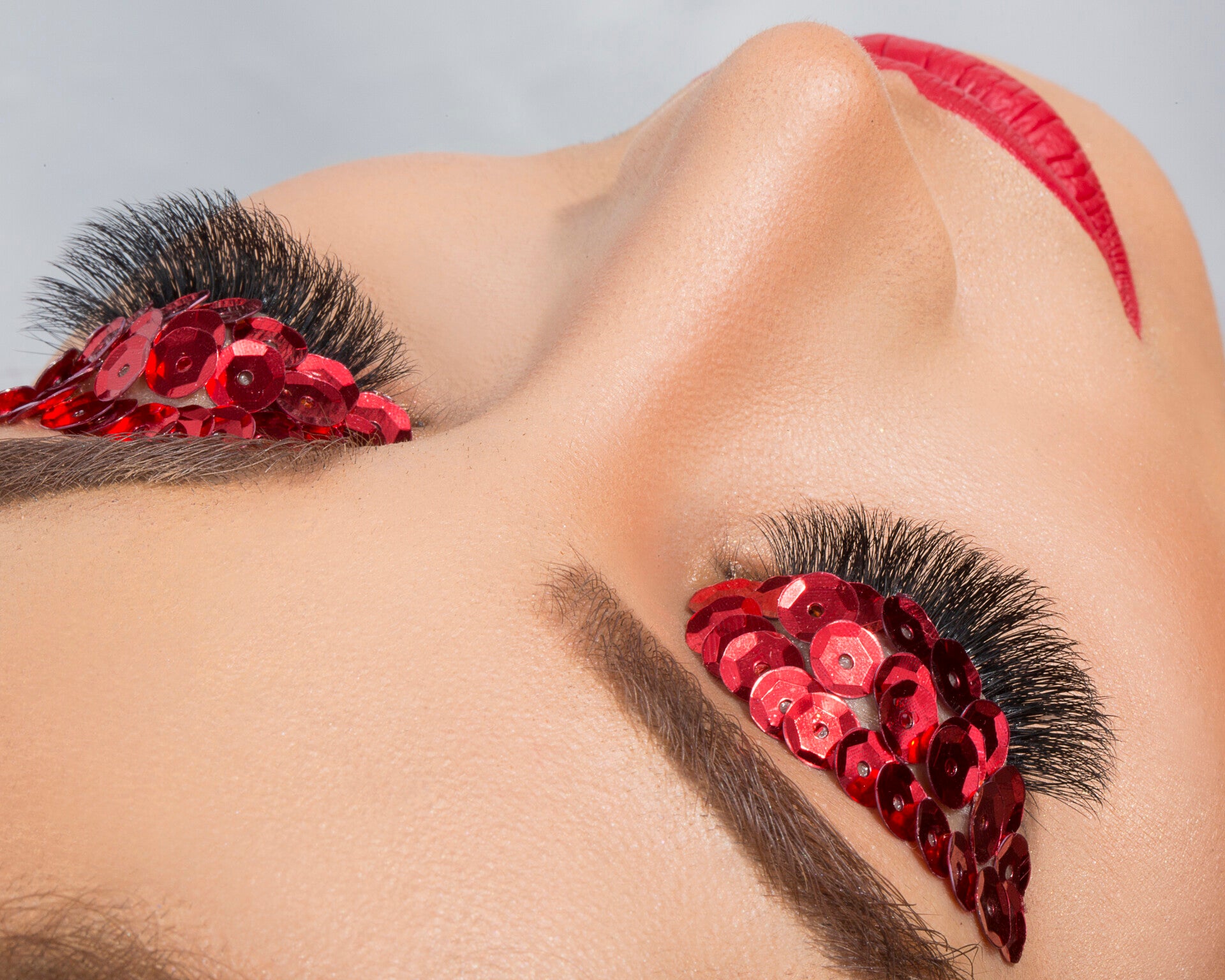 Wimpernverlängerung Maniküre Pediküre Nägel Nageldesign