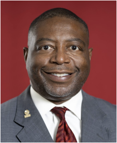 Dr. Quinton D, Roberts