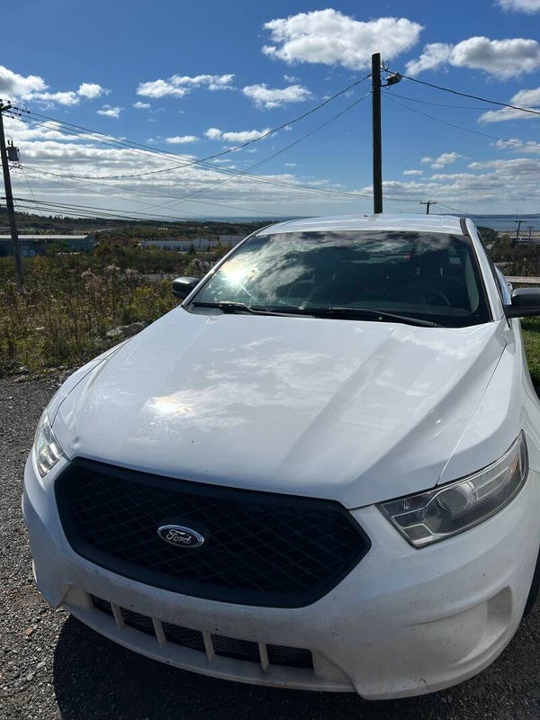 2013 AWD Ford Taurus