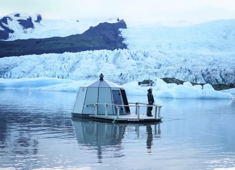 fjallsarlon-overnight-adventure-slapen-ijsland-gletsjermeer-standard.webp