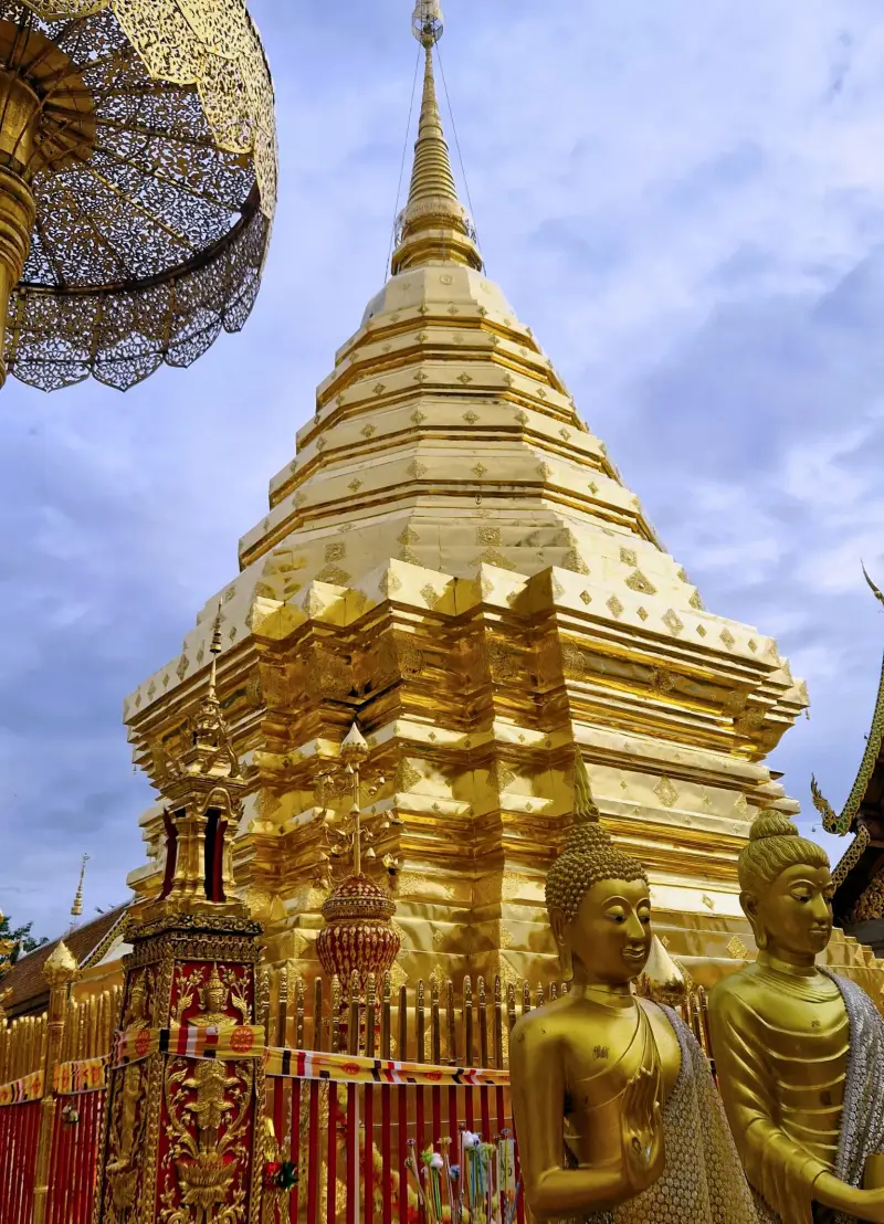 gouden-tempel-bezoek-chiang-mai-rondreis-standard-orjwj7.webp