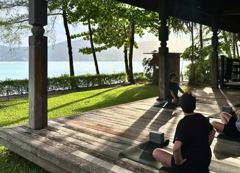 yoga-les-meditatie-thailand-standard-bwoou4.webp