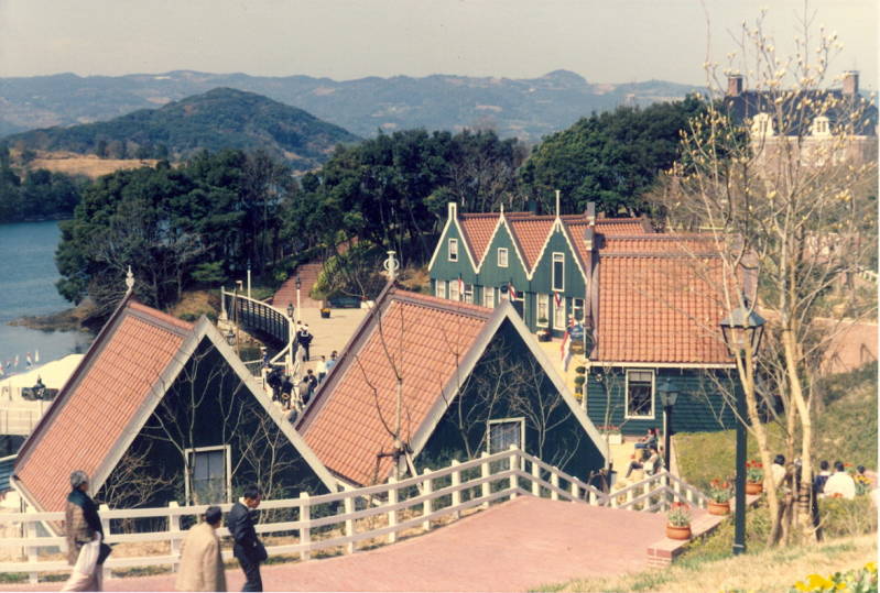0109fairwind86Nagasakihollandvillage.jpg