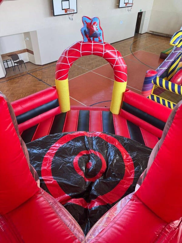 wieża do skoków spiderman