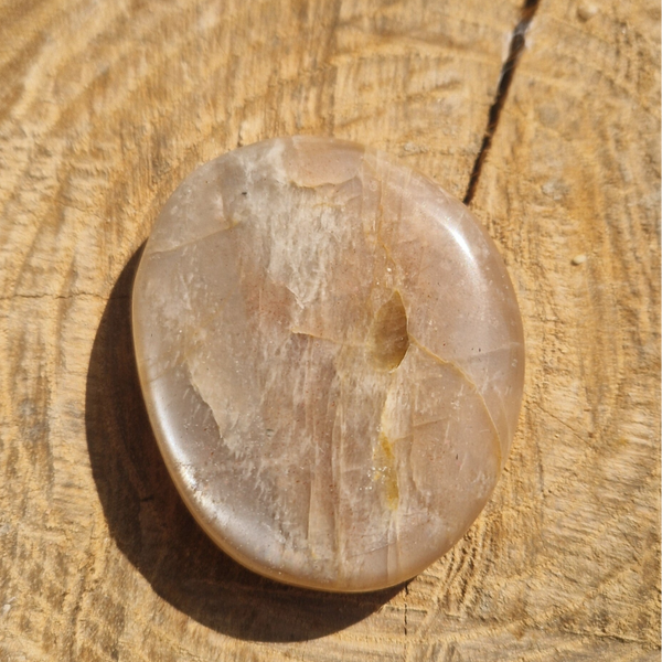 Pierre de lune orange roulée
