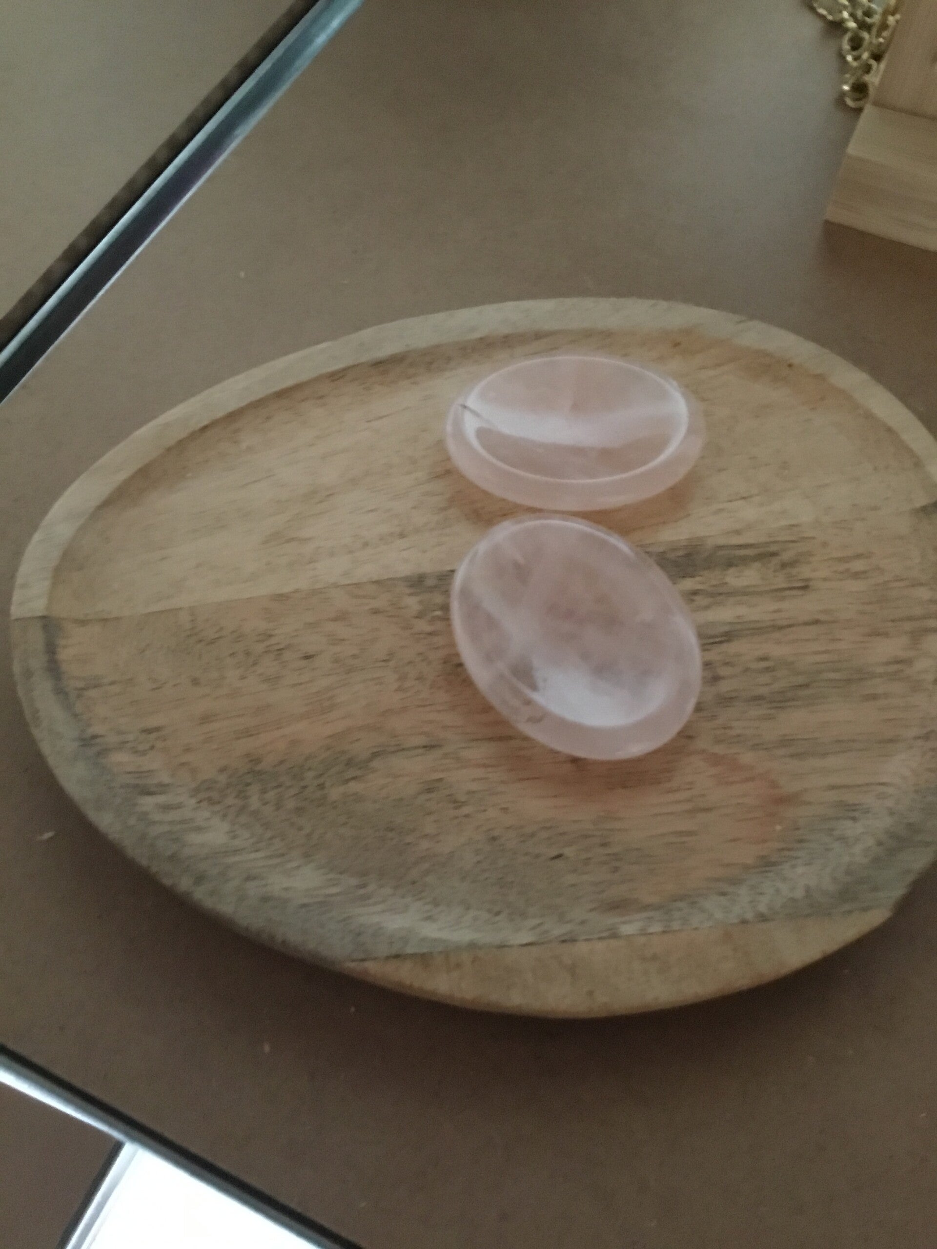 Galet anti-stress quartz rose