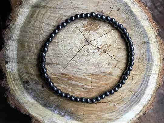 Bracelet boule hématite grise