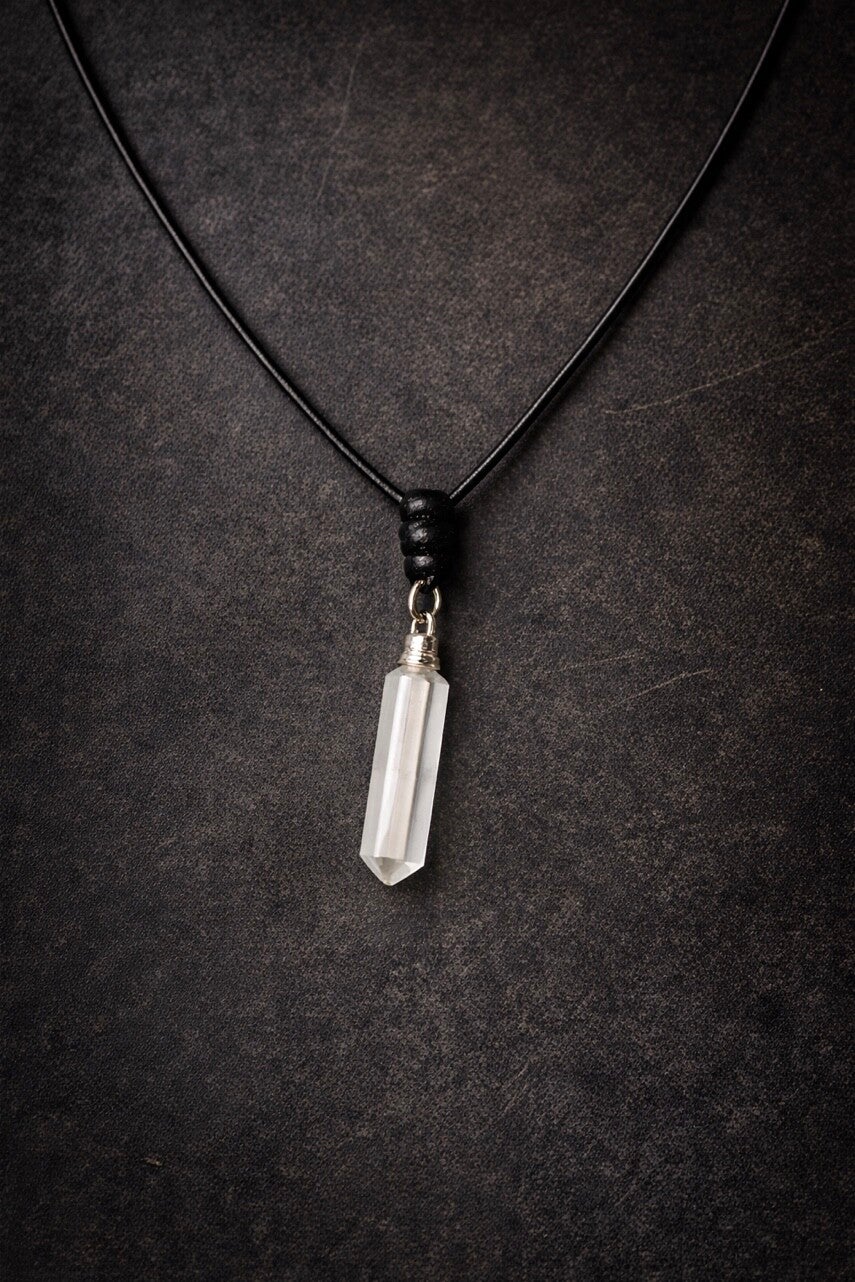 Collier pendentif pointe cristal de roche