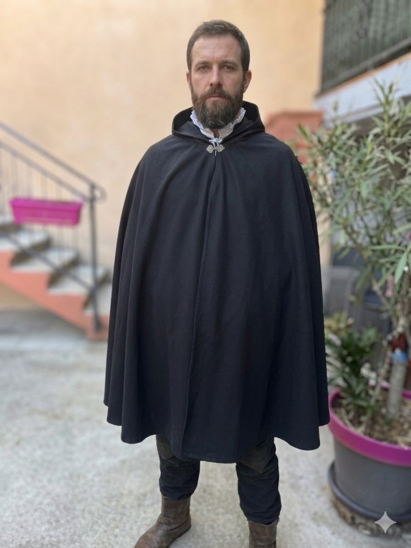 Cape médiévale en caban noir