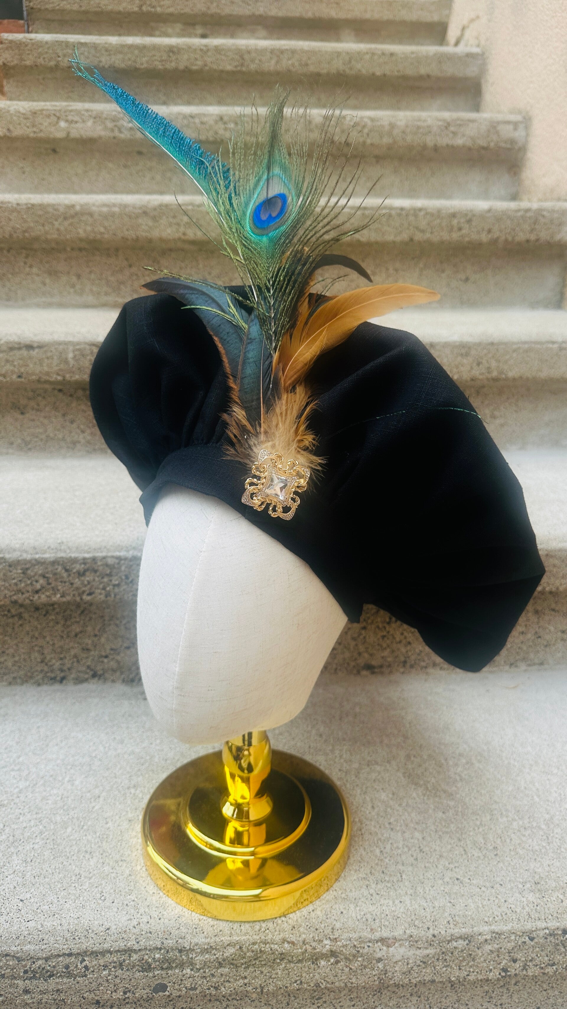 Le béret de la cour
