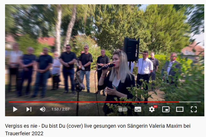 Valeria Maxim Hochzeitssängerin Sängerin für Trauung, Taufe, Beerdigung