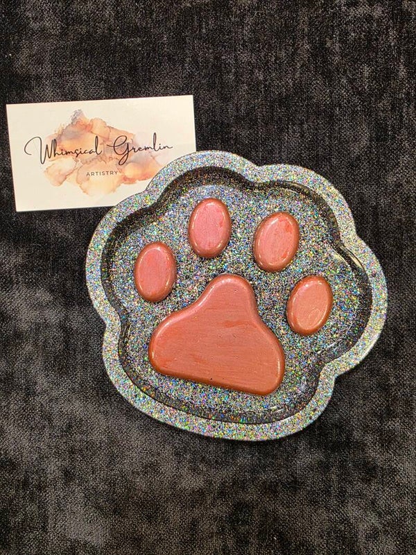 Paw tray