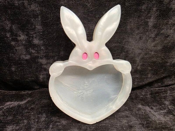 Wide Mouth Rabbit Tray