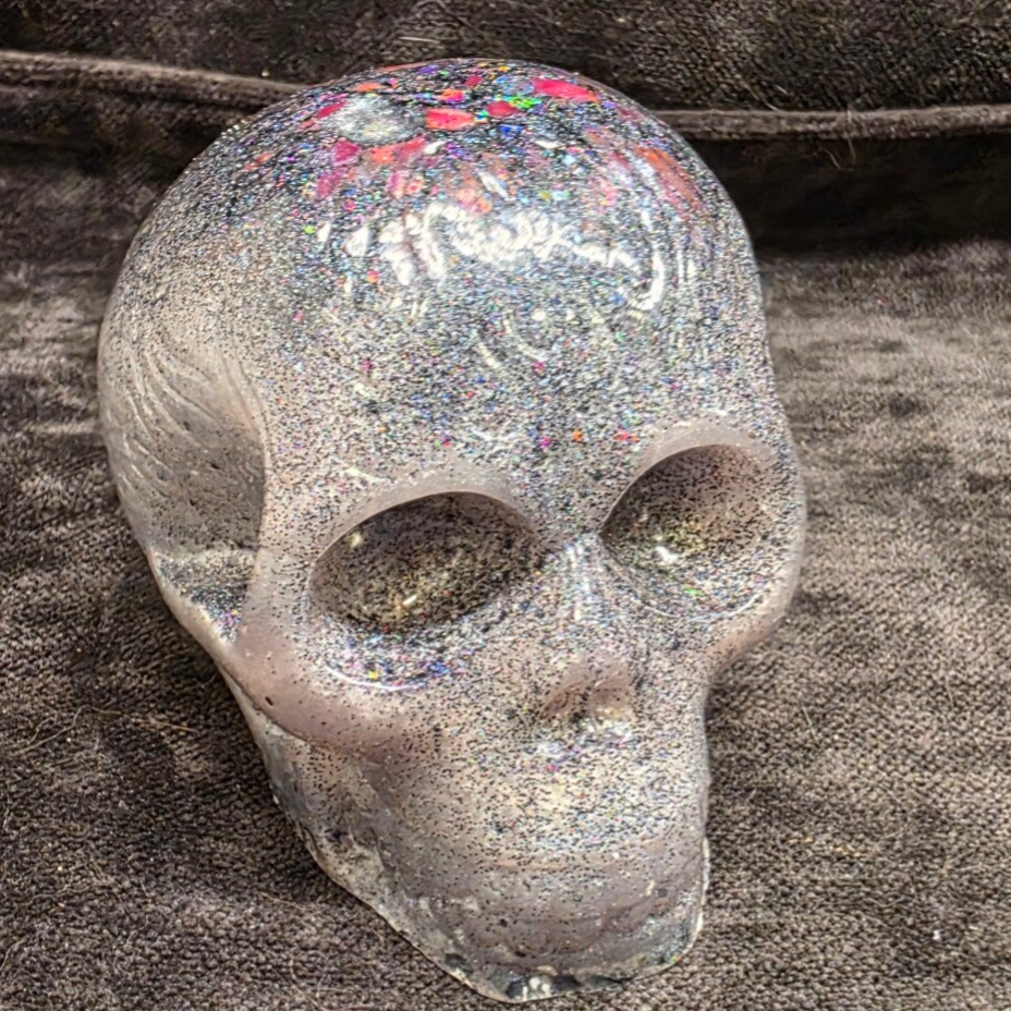 Large Pocket Skull