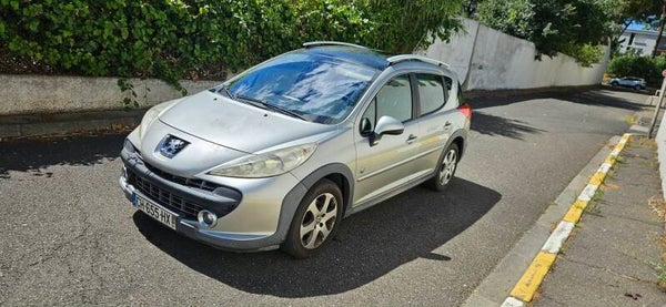 PEUGEOT 207 SW Premium Outdoor 1.6 HDi 16V 90ch