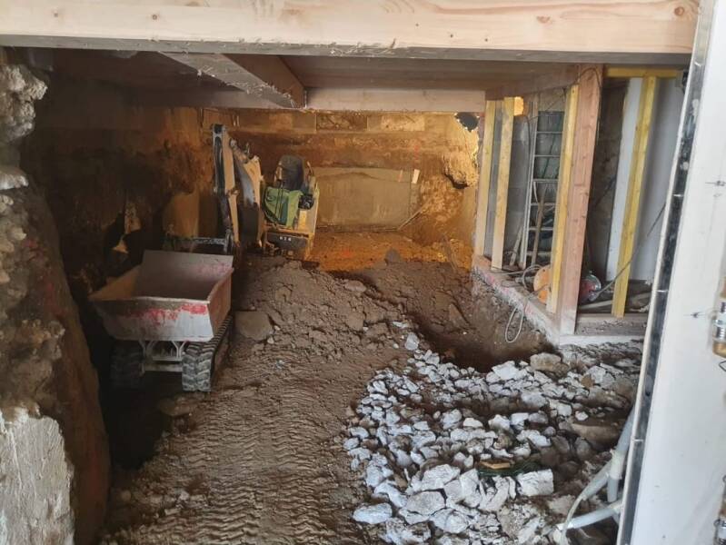 Cave, terrassement, reprise en sous oeuvre, décaissement, vide sanitaire, haute savoie, 74