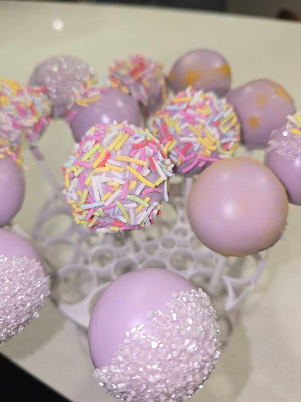 Cake Pops & Cakesicles