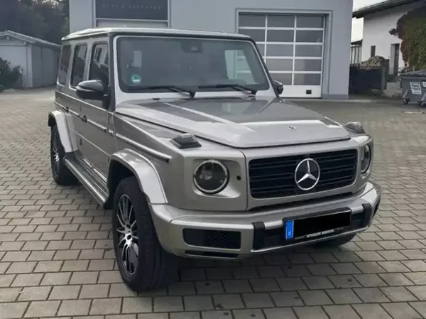 Mercedes-Benz G 500