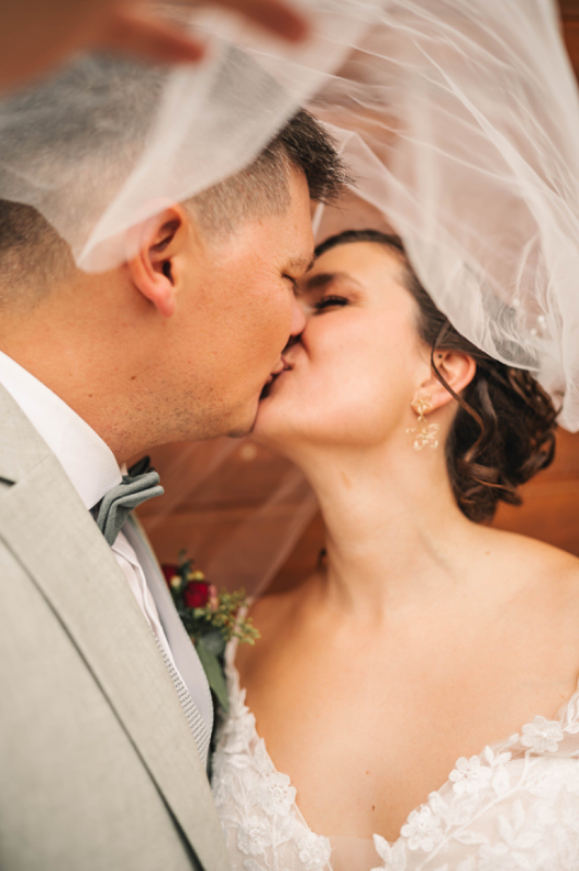 couple lors de leur mariage