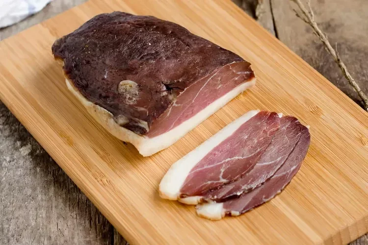 Magret de canard fumé