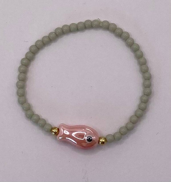Groen armbandje vis