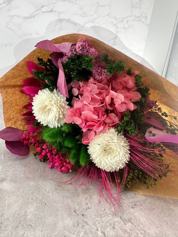 Bouquet seco redondo fucsia/verde