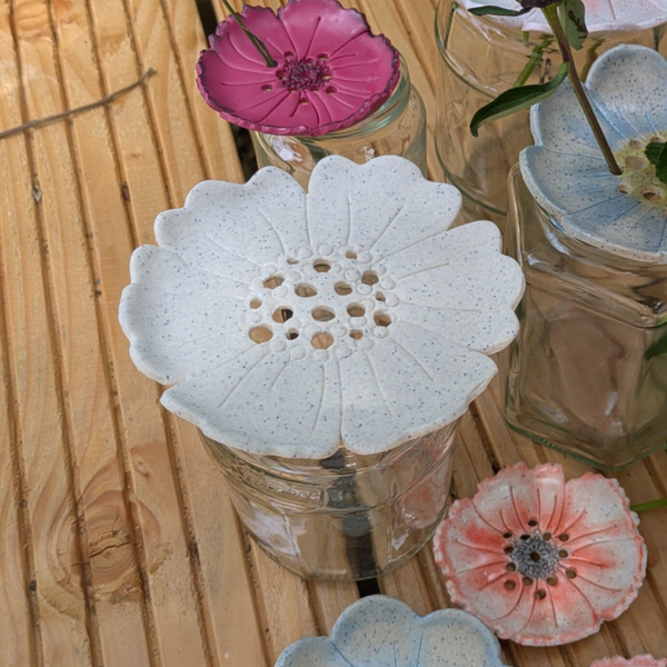 Bloemverdeel schaaltje Stone look
