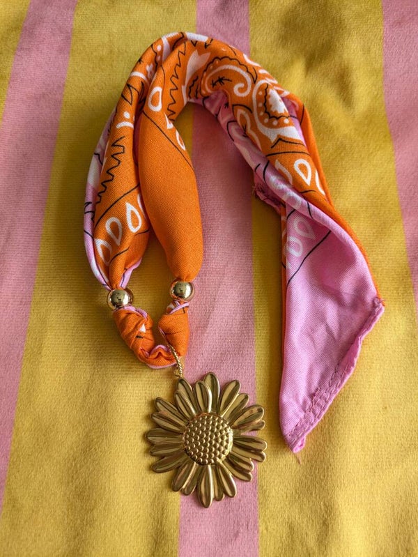 Bandana sunflower