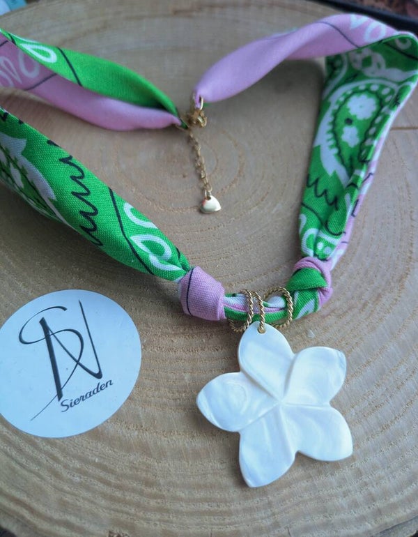 Bandana ketting green/pink