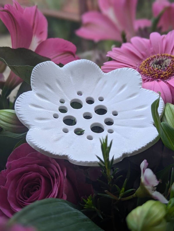 Bloem Verdeelschaaltje Lacy wit