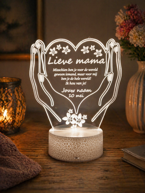 LED lamp moederdag met naam – klein gepersonaliseerd hart 155x200 mm