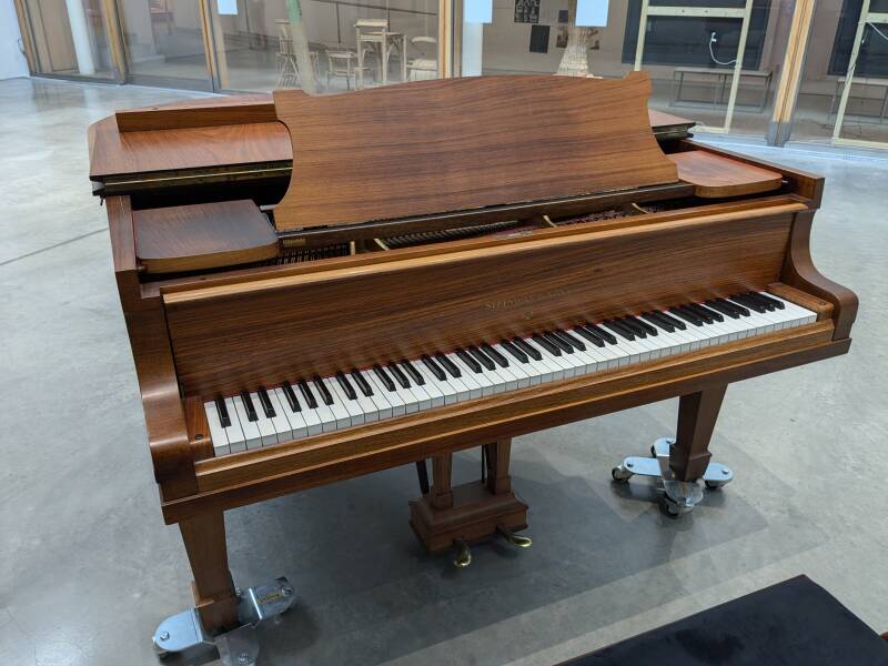 Flygelstämning i Lund; Steinway & Sons på Skissernas Museum