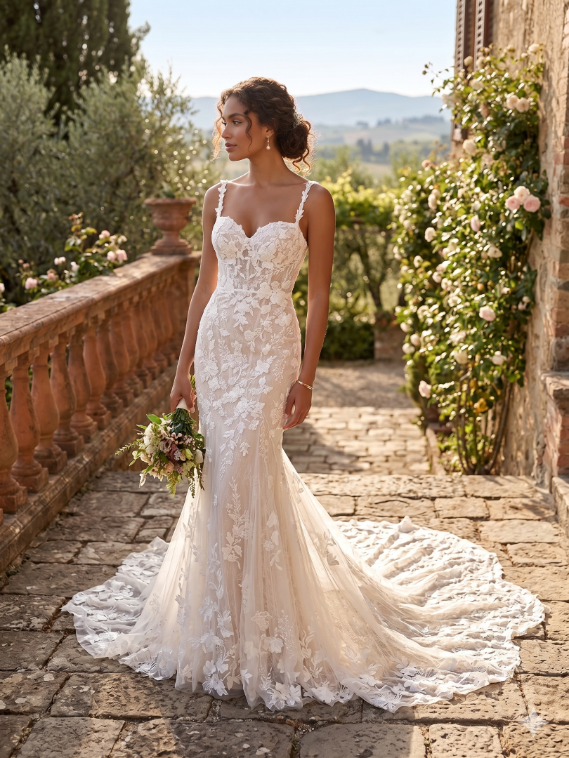 Tweedehands Enzoani trouwjurk maat 38 – elegant, vrouwelijk en luxe code 202679