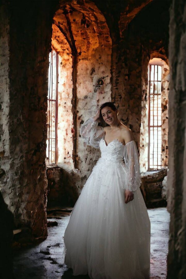 Nikita Specials prinsessen Bruidsjurk met pofmouwen