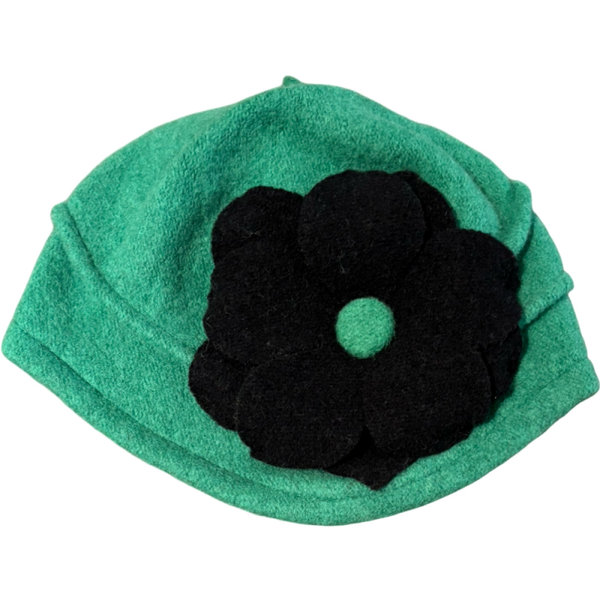 Cloche laine asymétrique