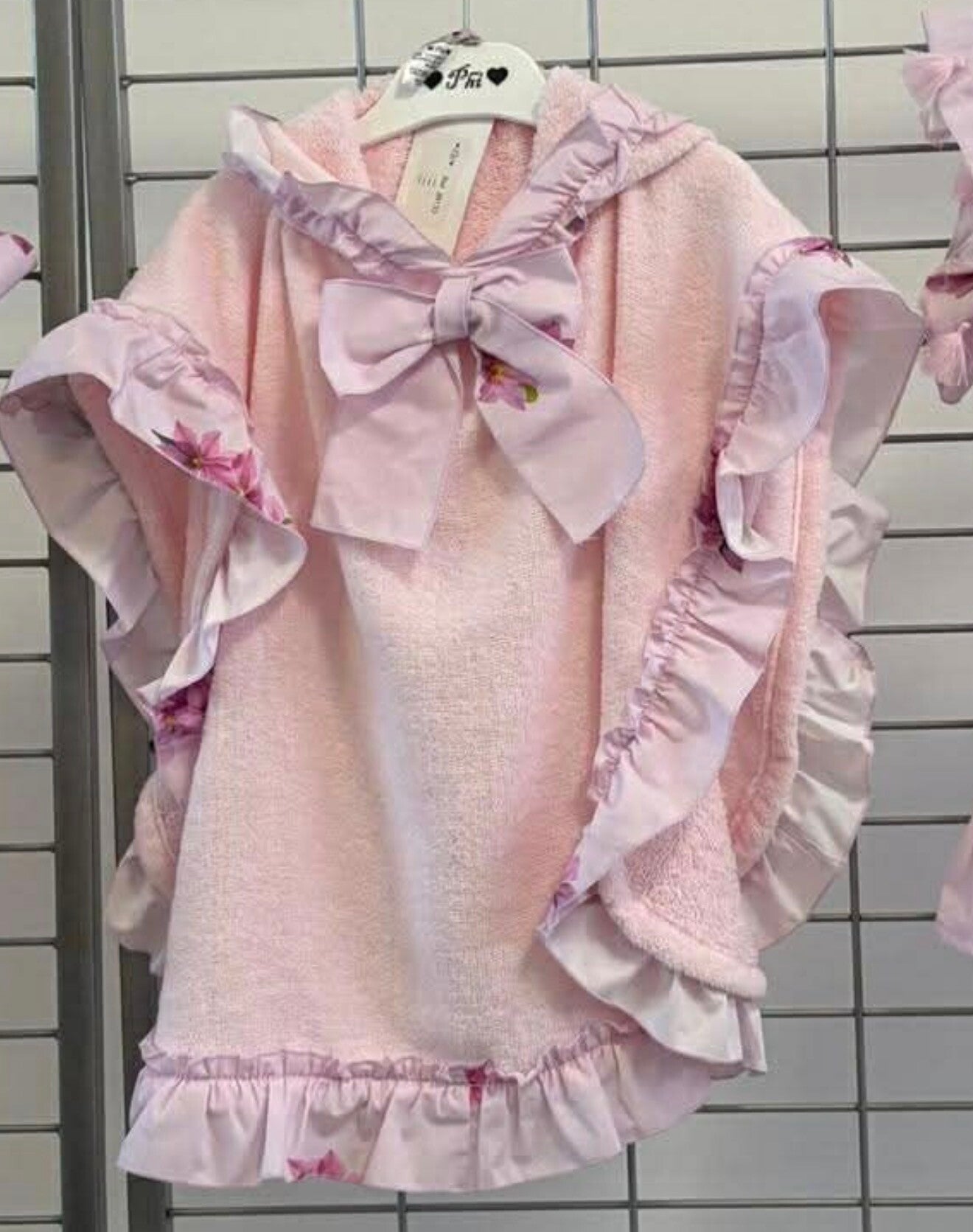 Phi - Lilac Flowers Poncho