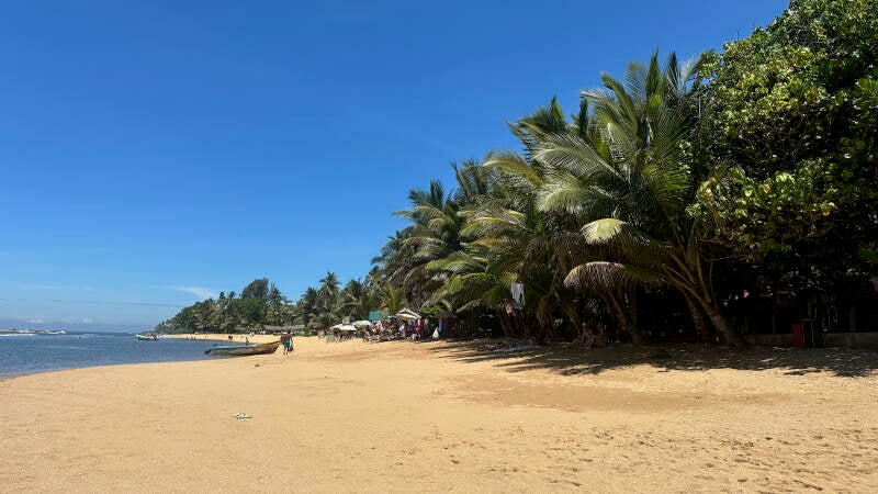 Sri Lanka, Aluthgama