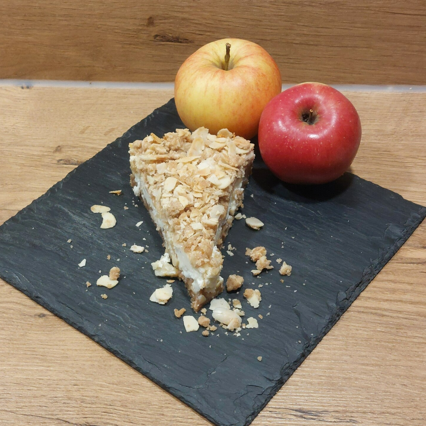 Apfel-Crumble-Cheesecake