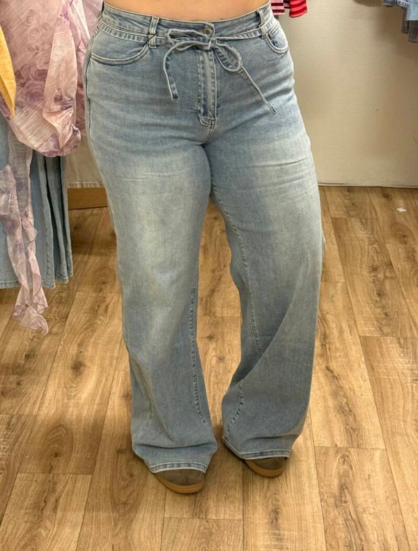 Laulia jeans met ceintuur
