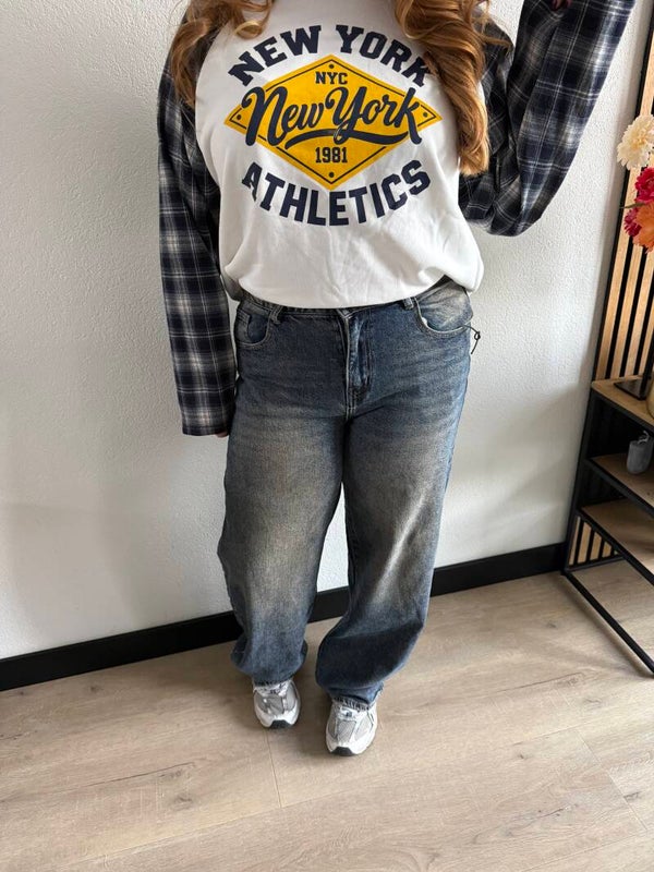 Washed denim jeans barrel